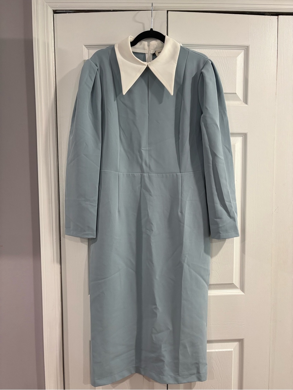 Women's Long Sleeve Light Blue Dress with White Pointed Collar